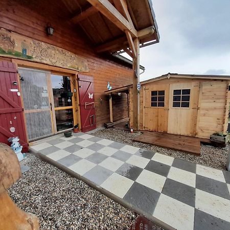 Le Chalet Du Roc La Panouse  Eksteriør bilde